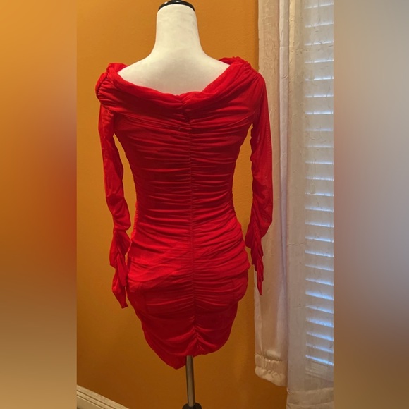 Women’s Red Evening Gown Dress Size XSmall - Picture 6 of 6